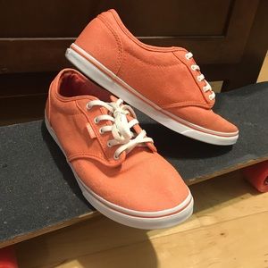 VANS Women’s size 9